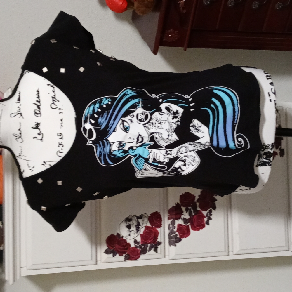 Too Hot Bad Princess Shirt